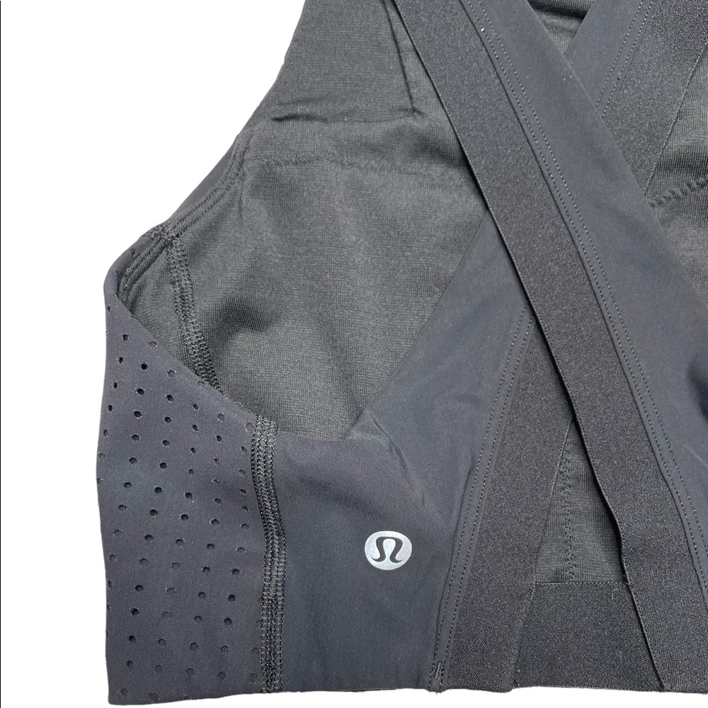 lululemon X soulcycle | Bootcamp Ready High Neck Bra Black 4 - Picture 4 of 7